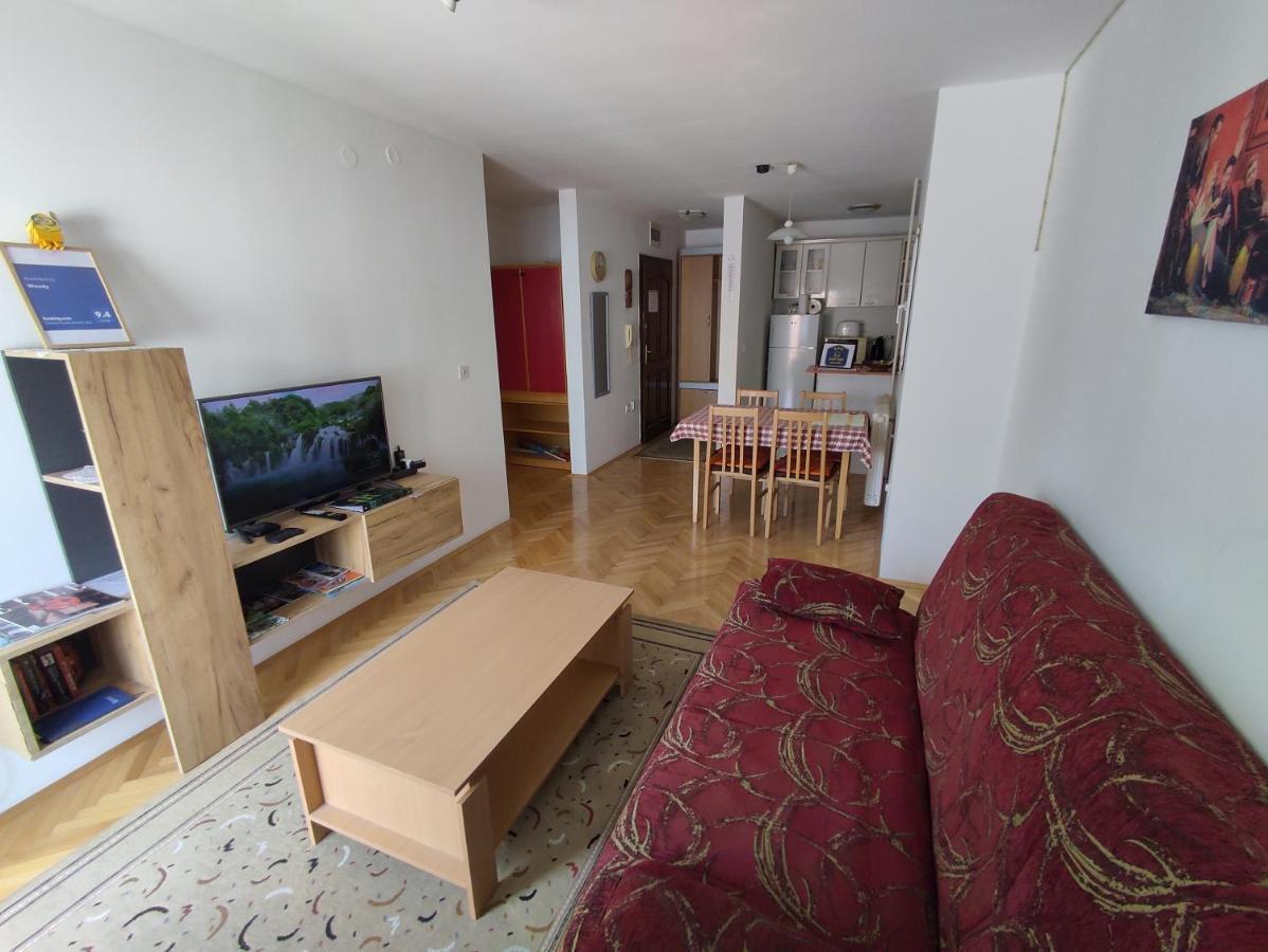 Ferienwohnung Woody Novi Sad Exterior foto