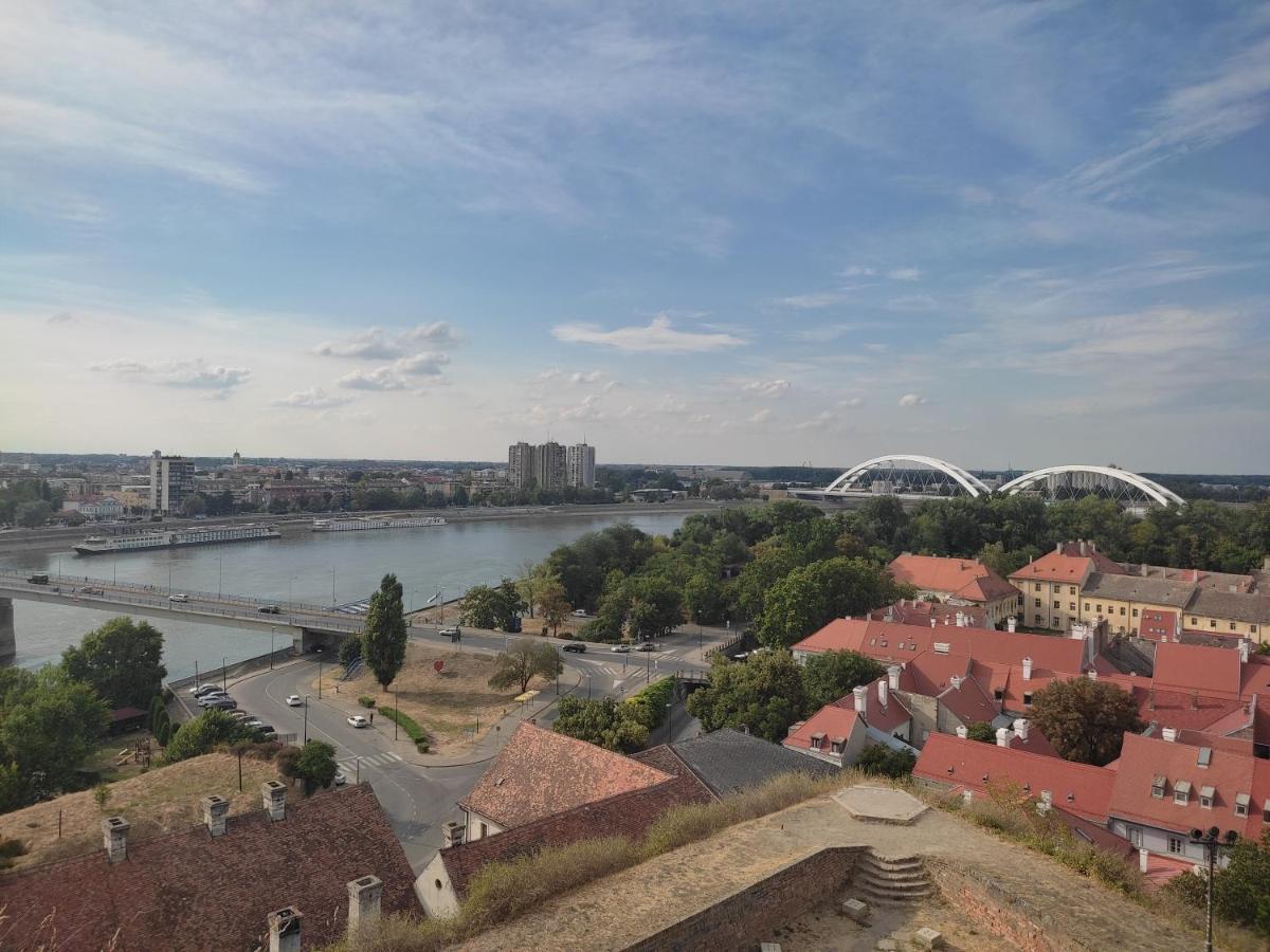 Ferienwohnung Woody Novi Sad Exterior foto
